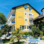 Nikolasch Hotel