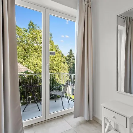 Nikolasch Mit Eigenem Seebad - Adults Preferred 4* Millstatt