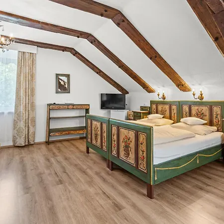 Nikolasch Mit Eigenem Seebad - Adults Preferred Hotel